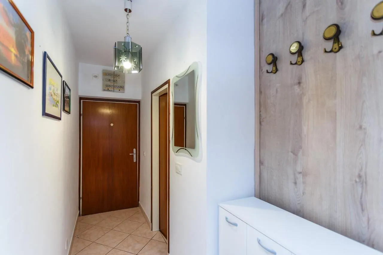 Apartment Dragica Krk Town 0*,